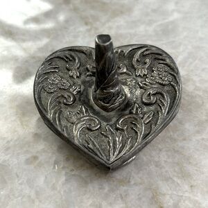 Godinger Silver heart ring holder